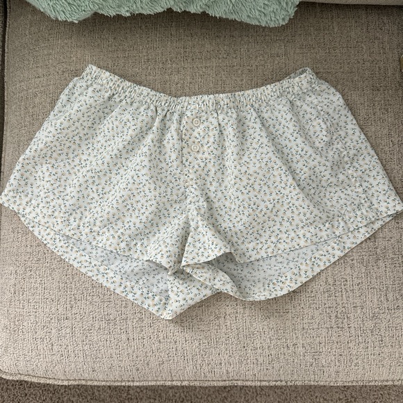 Brandy Melville Pants - Brandy Melville Floral Print Lounge Shorts